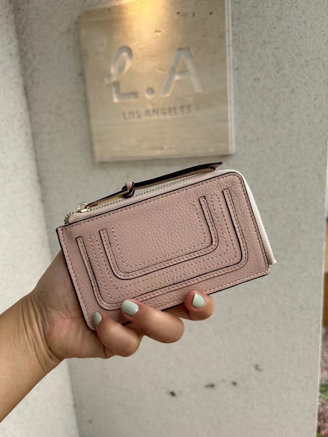 二つ折り財布 スリムなカードケース