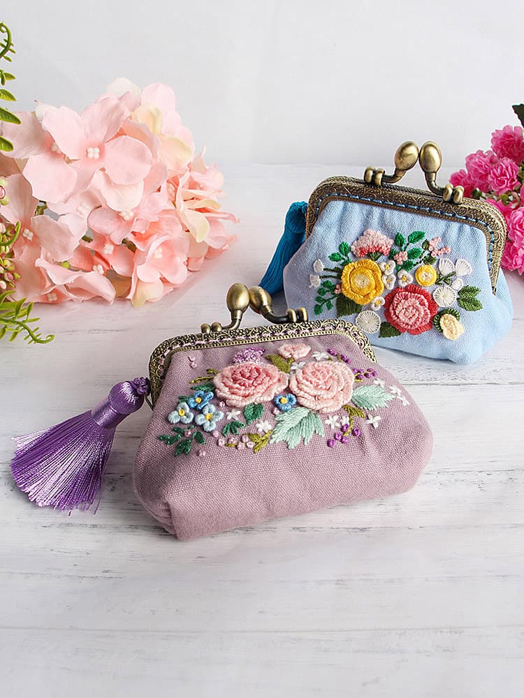二つ折り財布 花刺繍 職人手作り がま口 小銭入れ