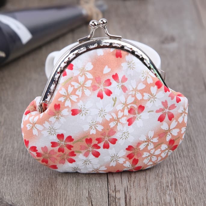 二つ折り財布 花鳥模様のミニがま口財布