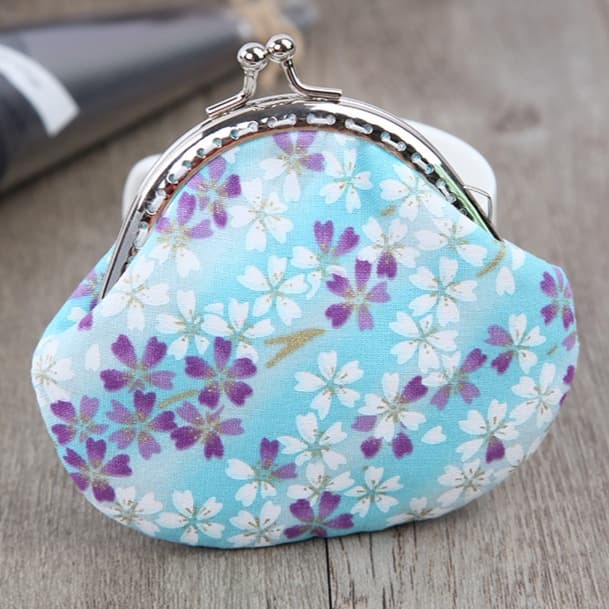 二つ折り財布 花鳥模様のミニがま口財布