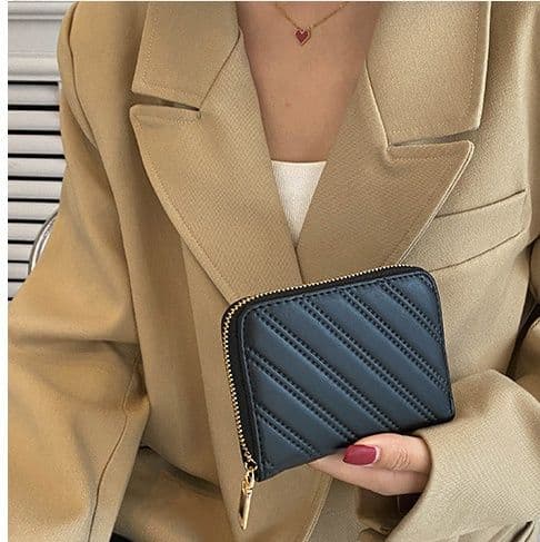二つ折り財布 キルティングステッチ コンパクト財布