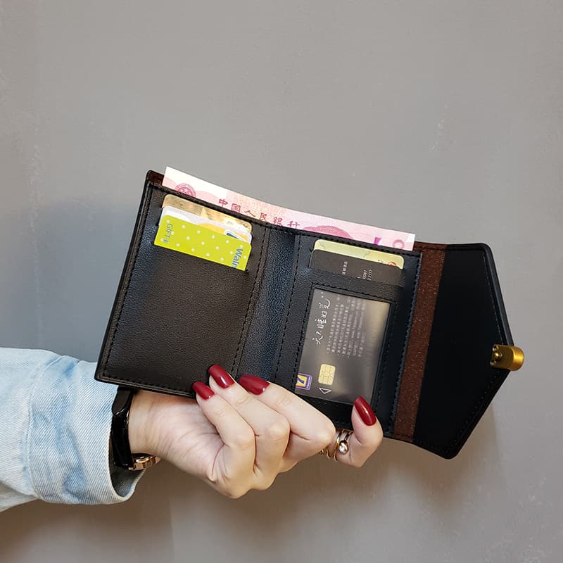 コンパクト財布 小銭入れ付き財布 4色展開