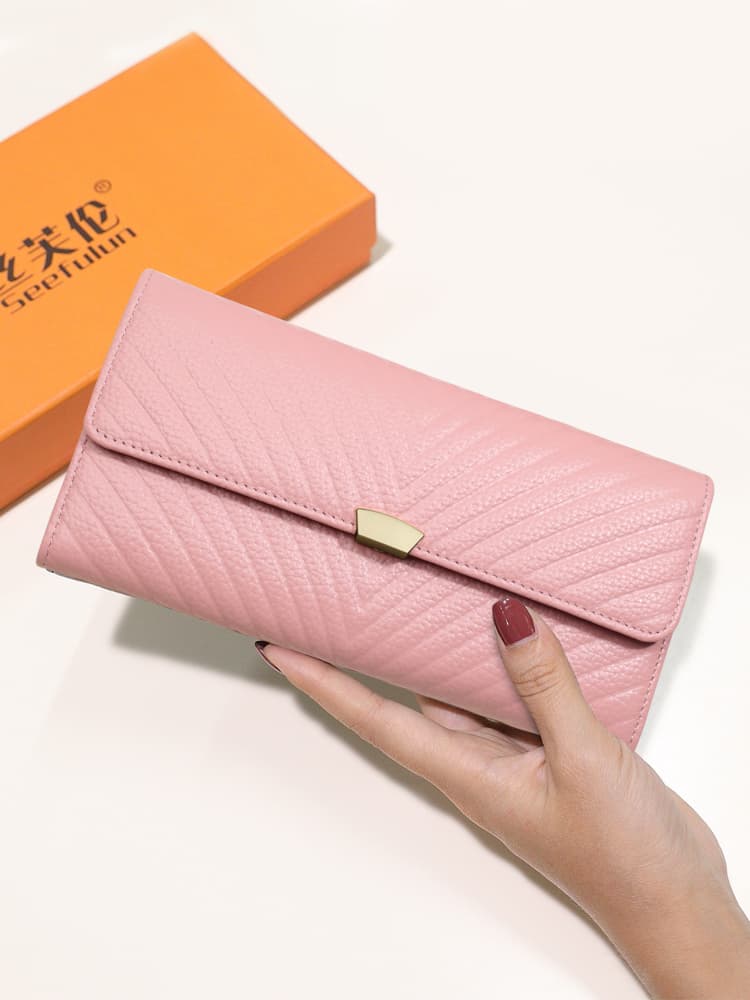 二つ折り財布 上質牛革キルティング長財布