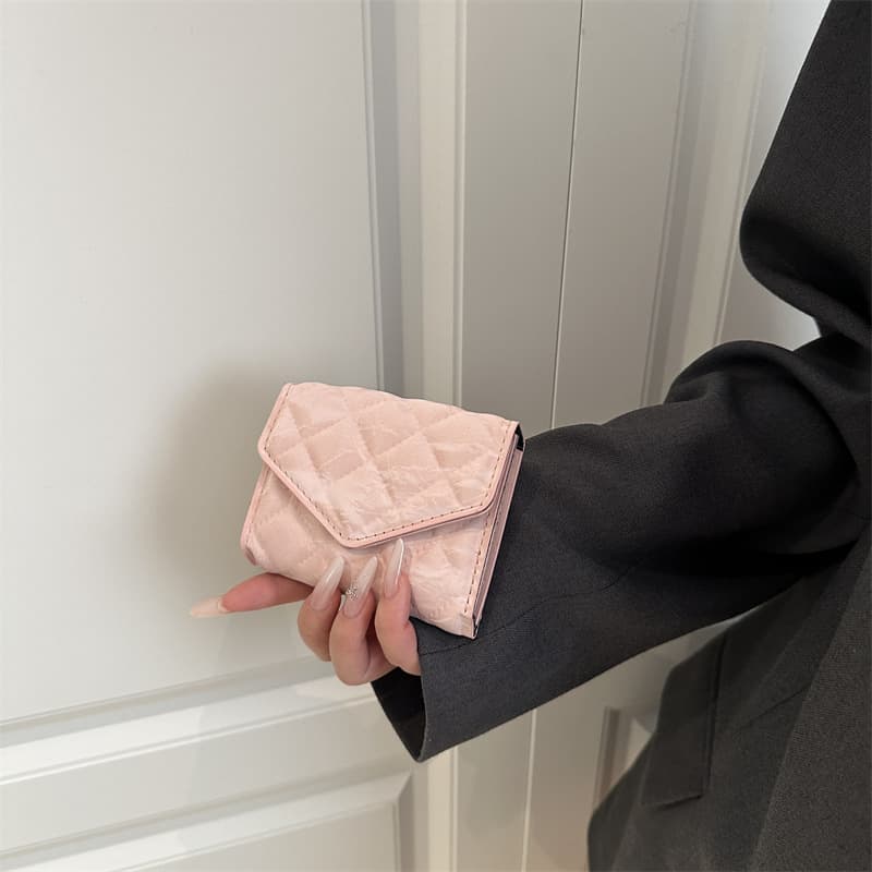 二つ折り財布 ふんわりキルト コンパクト財布