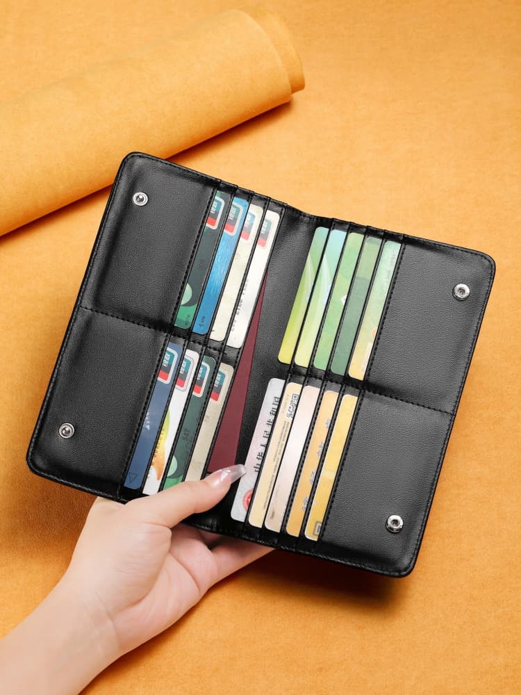 二つ折り財布 多収納カード入れ 薄型長財布
