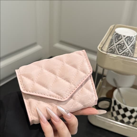 二つ折り財布 ふんわりキルト コンパクト財布