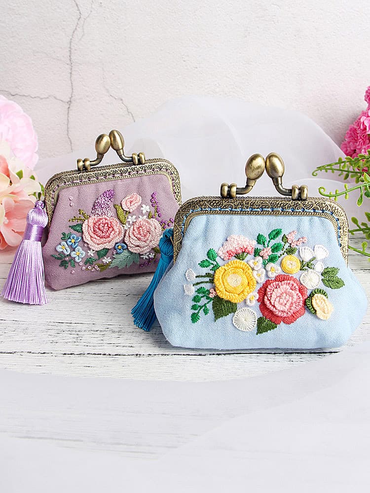 二つ折り財布 花刺繍 職人手作り がま口 小銭入れ