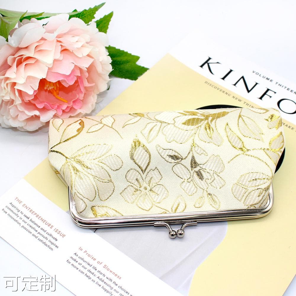 二つ折り財布 花柄刺繍がま口財布