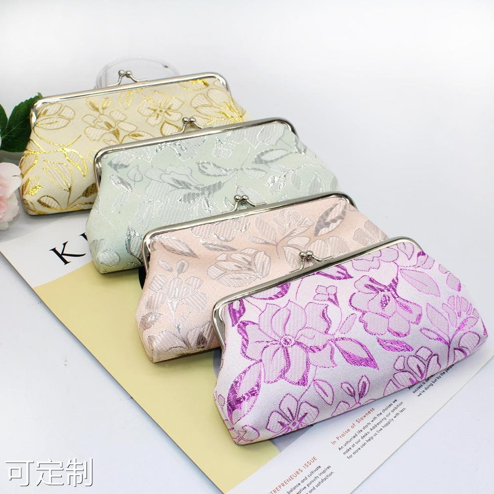 二つ折り財布 花柄刺繍がま口財布