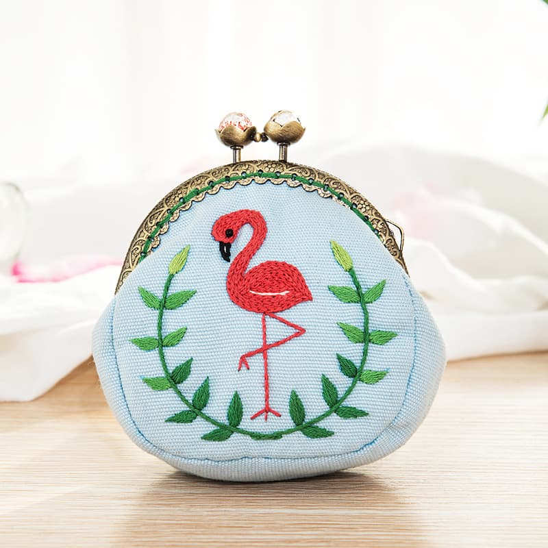 二つ折り財布 手刺繍花鳥模様がま口財布
