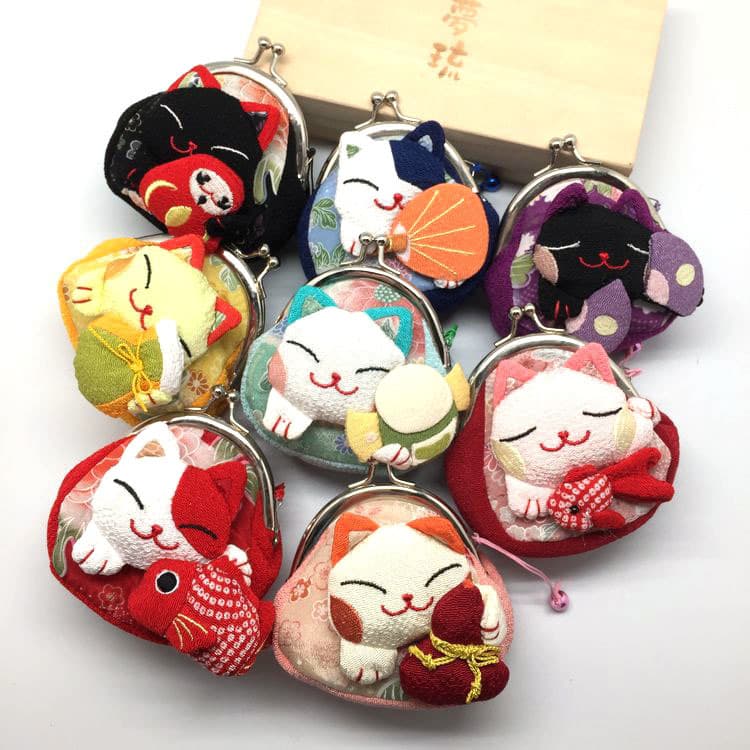 二つ折り財布 伝統和柄 招き猫がま口財布