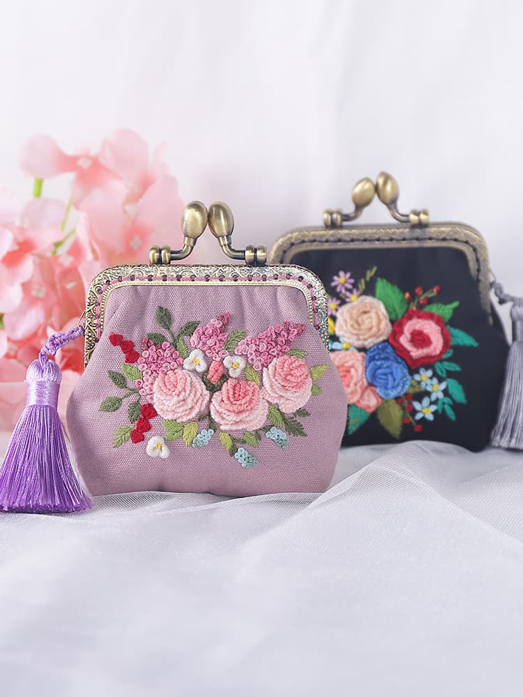 二つ折り財布 花刺繍 職人手作り がま口 小銭入れ